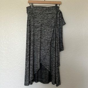 Gap- full wrap midi skirt- size small